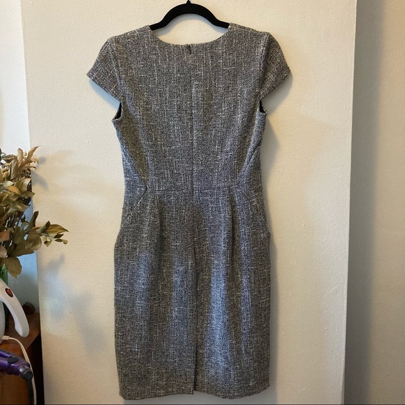 Banana Republic Cap Sleeve Dress - Picture 6 of 7